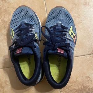 Saucony ISO series sneaker